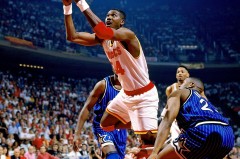 前NBA球星格鲁吉亚联赛再展雄风：稳定发挥成球队定海神针